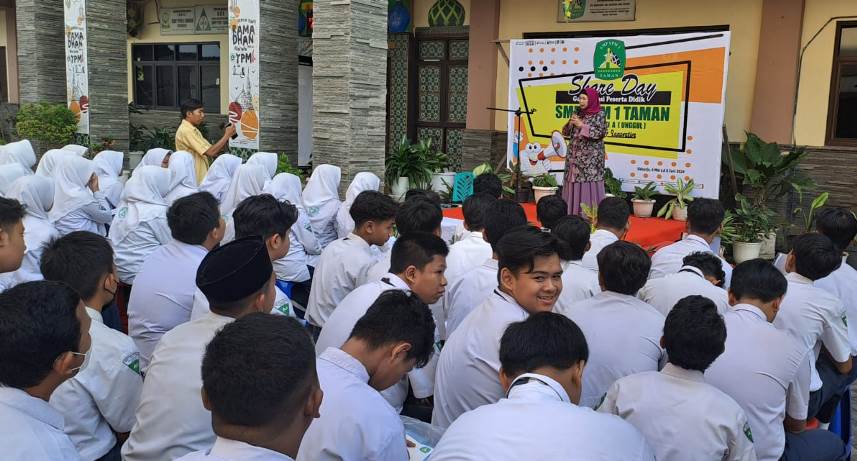 Usai UAS Siswa SMP YPM 1 Taman Lakukan ‘Share Day’
